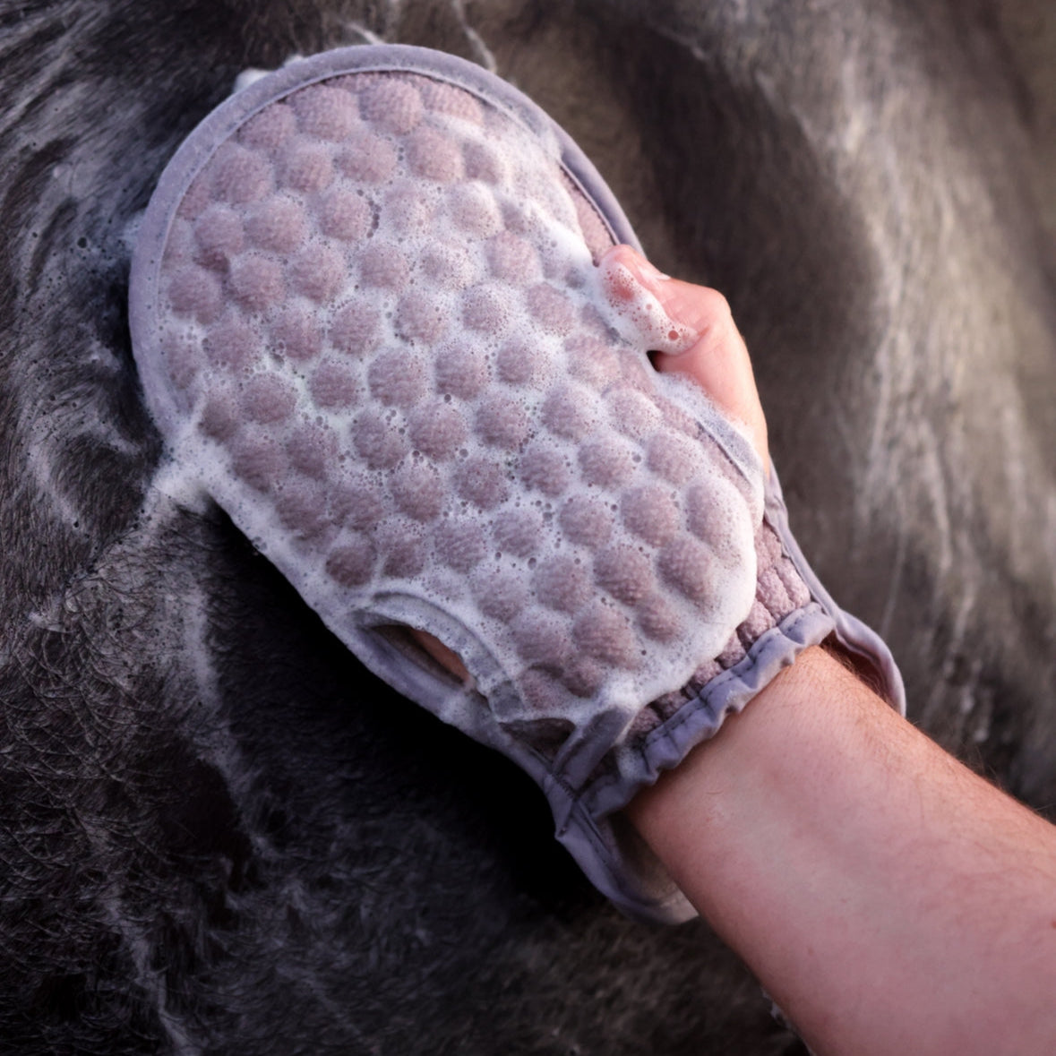 Sponge Mitt | By GeeGee Collective